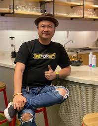 Assalamualaikum warahmatullah wabarakatu, salam sejahtera, om swastiastu, namo buddhaya.salam kenal semuanya saya basuki surodjo kelahiran asal jember. Kisah Basuki Surodjo Bangun Bisnis It Hampir Drop Out Kuliah Karena Buka Warnet Kumparan Com