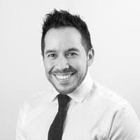 Deirdre Harding's Instagram, Twitter & Facebook