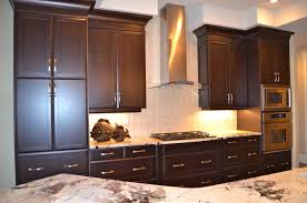 Traditional Kitchen Jpg 640 424 Stained Kitchen Cabinets Kitchen Cabinets Kitchen Cabinet Trends
