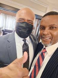 New Bot ‼️ —He knows who's behind the mask (Evan) -Requested