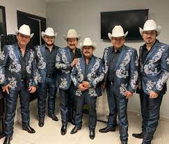 #grabacionesenvivo @los herederos de nuevo león clave 7/el prófugo de nuevo león #rescatandolamúsicanorteña #envivo #comparte ⏫ Tras Dejar A Cardenales De Nuevo Leon Don Chayo Presenta Su Nuevo Proyecto Experiencias Bandamax