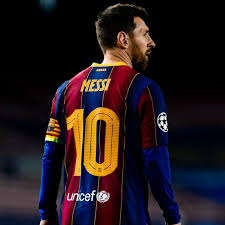 أعلن نادي برشلونة اليوم الخميس رحيل نجمه الأرجنتيني ليونيل ميسي لتنتهي رحلة اللاعب رفقة النادي والتي دامت أعواماً طويلة. Xmypign6q5vijm