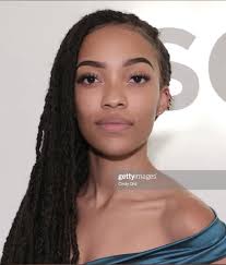 That wasn't Sandra in Fuego bed it was Veronica Taylor🤷 we never saw her  face