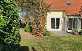 In unserem magazin „so geht das findest du anleitungen und neue ideen, rund um dein haus & deinen garten. Vermietung Modernes Freistehendes Einfamilienhaus Mit Grossem Garten Baxmann Immobilien