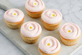 At cupcake recipes, you can find everything about cupcakes. Magnolia Bakery Shares How To Make Famous Sex And The City Inspired Cupcake