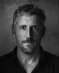 Starburst: Bus Station (Video 2007)