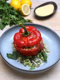 Paprika Mit Feta Couscous Und Gurken Salsa Rezepte Ard Buffet Swr De Rezepte Couscous Feta