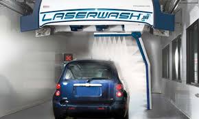 Последние твиты от foamy's car wash las vegas (@foamyscarwashlv). Car Wash Hacks That Can Trap Motorists And Smash Cars Daily Mail Online