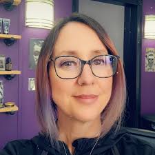 ✂️🎉 Celebrating 5 years in business — thanks to YOU! 🎉✂️ This month marks  5 years since I opened my doors as a one-person shop, and I couldn't be  more grateful. Running