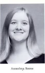 Sarah Nuzum's Instagram, Twitter & Facebook