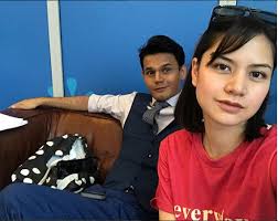 Sebagai seorang mak, hati mana tidak remuk, berkecai bila dapat tahu amanah yang diberi kepada seseorang untuk dijaga, dibimbing dan disayangi , diperlaku sebegini. Lisa Surihani Sedia Tambah Anak Tak Mahu Berlengah Sebab Umur Yusry Dah 45 Tahun Pa Ma