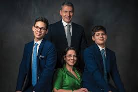 Kulik és lázár jános könnyen összeköthető: Aldott Unnepeket Kivanunk Mindenkinek Mako Hirado