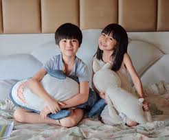 วันเด็กแห่งชาติ ปีนี้ตรงกับวันที่ 9 มกราคม 2564 เป็นวันที่ให้ความสำคัญแก่เด็กและเยาวชน ซึ่งอนาคตจะเติบโตขึ้นเป็นกำลังหลัก. Lq Ux3xtgzv1gm