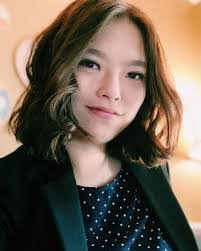 Erin Bedford's Instagram, Twitter & Facebook