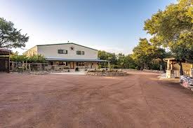 The rooms wraps around a great room a spacious kitchen and dining area. 50 X 80 Barn Home Fredericksburg Tx 25 Acres 2bed 2 Bath 1371 Sqft