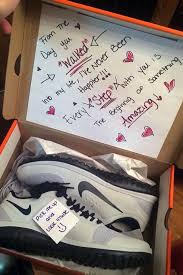 Birthday Gift Ideas For Long Distance Boyfriend Creative Valentines Day Gifts For Him To Show Your Love Glaminati Com Cute Valentines Day Gifts Thoughtful Gifts For Him Diy Gifts For Boyfriend