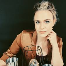 Haley King — Bio Sites