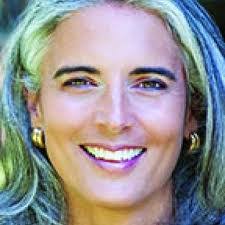 Maria Sirois's Instagram, Twitter & Facebook