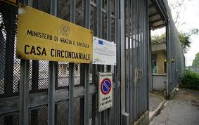 Ministero di grazia e giustizia. Carcere Di Bergamo In Arrivo 11 Agenti In Piu Cronaca Bergamo