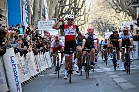 Quintana frappe fort au mont ventoux. Tour De La Provence 2019 Le Resume De La Derniere Etape