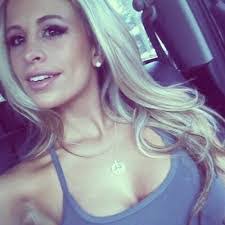 Jeri Lamb's Instagram, Twitter & Facebook