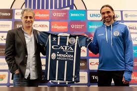 Godoy cruz brought to you by Godoy Cruz Presento A Diego Martinez Su Nuevo Dt Tyc Sports