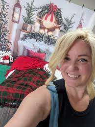 Christmas card photographer recommendations needed