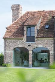 Let Op Raampartij Altbau Op Raampartij Maison De Luxe Facade Maison Maison En Pierre