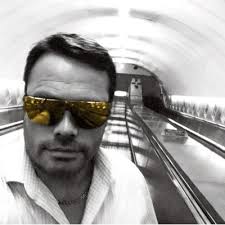 leon johnson (@leonlight00)