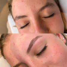 Jessie Barrow's Instagram, Twitter & Facebook