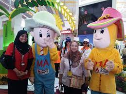 Kami bertolak pada pukul 3.00 petang. Pameran Pertanian Hortikultur Dan Agro Pelancongan Malaysia Wikipedia Bahasa Melayu Ensiklopedia Bebas