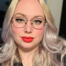 Een haar uit een moedervlek trekken is ongevaarlijk en mag je zo vaak doen  als nodig!