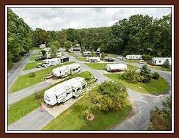 Camping Lake In Wood Campground Rv Parks And Campgrounds Camping Resort Camping Park
