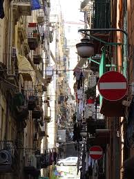 Leje af værelser i napoli, italien, fra 100 euros fra privatpersoner og ejendomsmæglere. Neapel Italien Pur Beatrice Sonntag