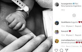 Su dilei.it trovi le ultimissime notizie aggiornate sulle celebrità. E Nata La Figlia Di Luca Argentero E Cristina Marino Si Chiama Nina Speranza