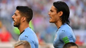 Edinson roberto cavani gómez (born 14 february 1987) is a uruguayan professional footballer who plays as a striker for premier league club manchester united and the uruguay national team. Suarez Und Cavani Uruguay Legenden Aus Der Gleichen Stadt Goal Com