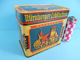 Diese achteckigen lebkuchen dose verfügt über drei verschiedene bilder von sehenswürdigkeiten in nürnberg. Alte Blechdose Nurnberger Lebkuchen Von Haeberlein Metzger Um 1930 Eur 39 00 Blechdosen Dose Lebkuchen