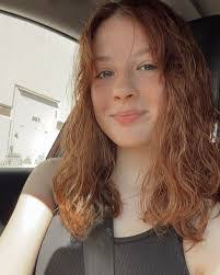 Meredith Bonner's Instagram, Twitter & Facebook