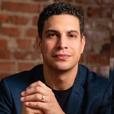 Vitor Hugo Bernardes Ramos