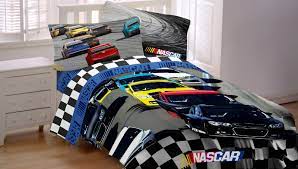 Below we look at how you can bet on this sport and tips to keep in mind while doing so. Nascar Twin Comforter Race Car Bump Drafting Bedding Walmart Com Walmart Com