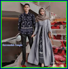 Bahkan dengan warna merah bata pun juga terlihat sangat pas. Batik Couple Baju Pesta Sarimbit Gamis Kebaya Couple Muslim Sarwendah Abu Abu Muda Sedia Batik Couple
