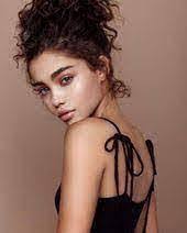 Clare Hamlin's Instagram, Twitter & Facebook