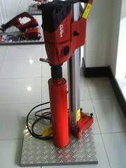 Mesin atau alat bor beton yang tersedia di kami adalah hilti te 1. Aplikator Coring