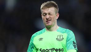 His current girlfriend or wife, his salary and his tattoos. Fc Everton Uberpruft Mogliche Prugelei Von Nationaltorwart Jordan Pickford