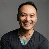 Farley Wong's Instagram, Twitter & Facebook