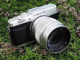 I railed last week about people who confuse big data with lots of data, and philosophized about discrete data versus data patterns, so i appreciated the blossoming this week of discussion offering yet another perspective: Does The New Olympus Pen E P5 Firmware Reduce Image Shake Digital Photography Review