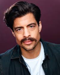 A new touched up headshot with some rugged, blue collar vibes. 📸  @sub_urban_photography . . . . . #actor #justincschilling #headshot  #headshots #picture #photography #actorsofig #actorlife #acting #filmactor  #theateractor