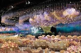This Bride Gets The Most Beautiful Wedding Reception Decoration Tempat Pernikahan Dekorasi Perkawinan Pernikahan