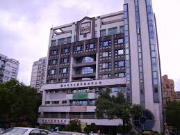迈向可持续台北市立图书馆北投分馆 , 摘要 续 , 文 章从 三 个 方 面 谈 图书 馆 设 计 公 共 图书 馆 永 郡 匕 丫匕 二 , 匕 , 卜 。 卜 北 投 图书 馆 匕 丫 即 北 投 图 书馆 除 了 担 负起 一 个 公 共 图 书馆 的 角色 外 丫 一 一 亦架构在永续 的议 题 上 。 å°åŒ—å¸‚ç«‹åœ–æ›¸é¤¨åŠ›è¡Œåˆ†é¤¨ Mapio Net