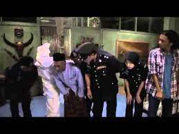 Hantu raya tok chai (2013) subtitle indonesia merupakan salah satu film bergenre comedy, horror yang di sutradarai oleh sutradara kondang papan atas , dan tidak ketinggalan juga , film ini dijamin bertabur deretan bintang film papan atas akan memukau anda saat kecoh! Kecoh Hantu Raya Tok Chai 2013 Youtube